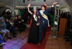 Foto de la galería: Madre de la Misericordia: Delfina Britto y Felipe Menor, los flamantes soberanos