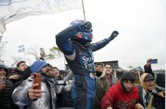 Foto de la galería: Con Nicolás Trosset a la cabeza, el TC cumplió otro cierre de primera en la ciudad