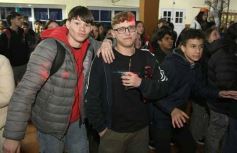 Foto de la galería: Anticipando la fiesta de los estudiantes, el Santa Catalina presentó su competencia de bandas