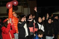 Foto de la galería: Anticipando la fiesta de los estudiantes, el Santa Catalina presentó su competencia de bandas