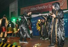 Foto de la galería: Anticipando la fiesta de los estudiantes, el Santa Catalina presentó su competencia de bandas