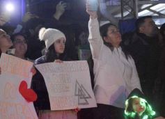 Foto de la galería: Anticipando la fiesta de los estudiantes, el Santa Catalina presentó su competencia de bandas