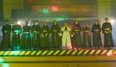 Foto de la galería: Anticipando la fiesta de los estudiantes, el Santa Catalina presentó su competencia de bandas