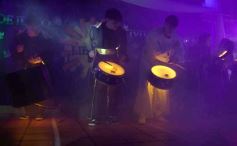 Foto de la galería: Anticipando la fiesta de los estudiantes, el Santa Catalina presentó su competencia de bandas