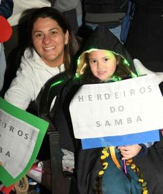 Foto de la galería: Anticipando la fiesta de los estudiantes, el Santa Catalina presentó su competencia de bandas