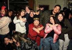 Foto de la galería: Anticipando la fiesta de los estudiantes, el Santa Catalina presentó su competencia de bandas