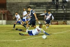 Foto de la galería: Liga Posadeña: Guaraní y Mitre no se sacaron ventaja en la ida y definen en Rocamora