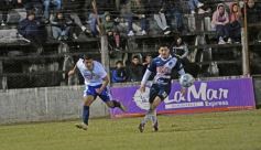 Foto de la galería: Liga Posadeña: Guaraní y Mitre no se sacaron ventaja en la ida y definen en Rocamora