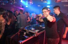 Foto de la galería: Marito y sus amigos: 1ra parte de la noche de celebración en el Club Tacurú