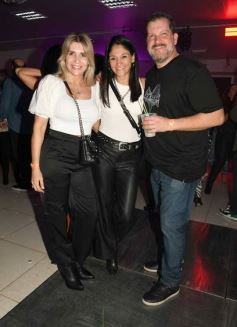 Foto de la galería: Marito y sus amigos: 1ra parte de la noche de celebración en el Club Tacurú