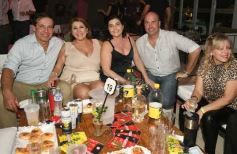 Foto de la galería: Marito y sus amigos: 1ra parte de la noche de celebración en el Club Tacurú