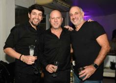 Foto de la galería: Marito y sus amigos: 1ra parte de la noche de celebración en el Club Tacurú