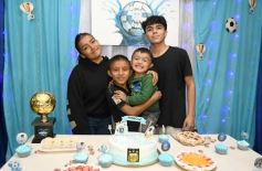 Foto de la galería: Los 11 de Benicio Olivera, con un cumple bien futbolero en Garupá