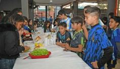 Foto de la galería: Los 11 de Benicio Olivera, con un cumple bien futbolero en Garupá