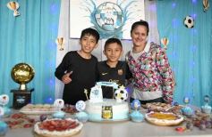 Foto de la galería: Los 11 de Benicio Olivera, con un cumple bien futbolero en Garupá