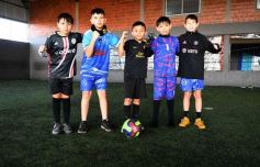 Foto de la galería: Los 11 de Benicio Olivera, con un cumple bien futbolero en Garupá