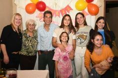 Foto de la galería: Otra vuelta en la ciudad, pasamos de trabajo al cierre de festejo con Carlos Anibal Modenutti