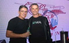 Foto de la galería: Junto a los amigos: 2da parte de la fiesta que llevó Marito Alcaráz en el Tacurú