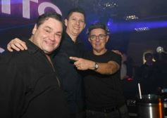 Foto de la galería: Junto a los amigos: 2da parte de la fiesta que llevó Marito Alcaráz en el Tacurú