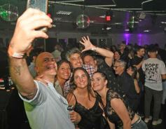 Foto de la galería: Junto a los amigos: 2da parte de la fiesta que llevó Marito Alcaráz en el Tacurú