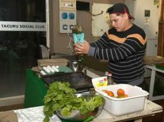 Foto de la galería: Junto a los amigos: 2da parte de la fiesta que llevó Marito Alcaráz en el Tacurú