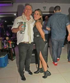 Foto de la galería: Junto a los amigos: 2da parte de la fiesta que llevó Marito Alcaráz en el Tacurú