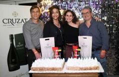 Foto de la galería: Junto a los amigos: 2da parte de la fiesta que llevó Marito Alcaráz en el Tacurú