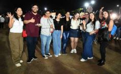 Foto de la galería: Festival Una+:  otra de las juntadas y diversión que tuvieron los amigos en la ciudad