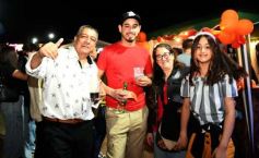 Foto de la galería: Festival Una+:  otra de las juntadas y diversión que tuvieron los amigos en la ciudad