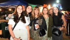 Foto de la galería: Festival Una+:  otra de las juntadas y diversión que tuvieron los amigos en la ciudad