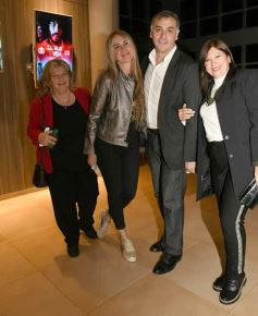 Foto de la galería: Se estrenó El Juego de tu vida, broche personal y profesional para el director Fernando Rojas Arrizabalaga