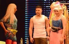 Foto de la galería: A sala llena, todo el éxito del debut de Antisiesta en el teatro