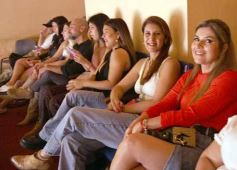 Foto de la galería: A sala llena, todo el éxito del debut de Antisiesta en el teatro