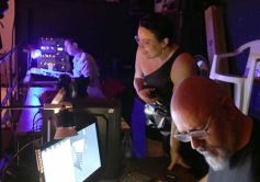 Foto de la galería: A sala llena, todo el éxito del debut de Antisiesta en el teatro