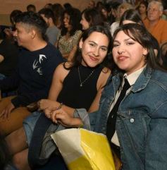 Foto de la galería: A sala llena, todo el éxito del debut de Antisiesta en el teatro