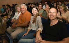 Foto de la galería: A sala llena, todo el éxito del debut de Antisiesta en el teatro