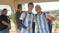 Foto de la galería: Visita histórica: las copas de la Scaloneta dejaron otro recuerdo inolvidable en su paso por la tierra colorada 