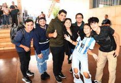 Foto de la galería: Visita histórica: las copas de la Scaloneta dejaron otro recuerdo inolvidable en su paso por la tierra colorada 