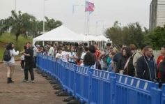 Foto de la galería: Visita histórica: las copas de la Scaloneta dejaron otro recuerdo inolvidable en su paso por la tierra colorada 