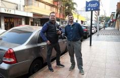 Foto de la galería: En las primeras del mes: temprano en el centro con mucha gente sumando buena onda al lunes de actividades