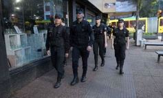 Foto de la galería: En las primeras del mes: temprano en el centro con mucha gente sumando buena onda al lunes de actividades