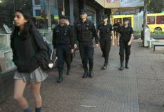 Foto de la galería: En las primeras del mes: temprano en el centro con mucha gente sumando buena onda al lunes de actividades