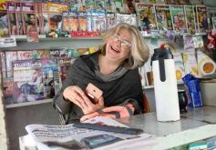 Foto de la galería: En las primeras del mes: temprano en el centro con mucha gente sumando buena onda al lunes de actividades