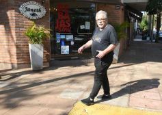 Foto de la galería: En las primeras del mes: temprano en el centro con mucha gente sumando buena onda al lunes de actividades