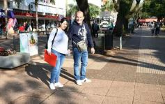 Foto de la galería: En las primeras del mes: temprano en el centro con mucha gente sumando buena onda al lunes de actividades