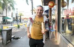 Foto de la galería: En las primeras del mes: temprano en el centro con mucha gente sumando buena onda al lunes de actividades