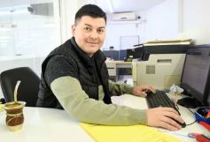 Foto de la galería: En las primeras del mes: temprano en el centro con mucha gente sumando buena onda al lunes de actividades