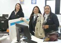 Foto de la galería: En las primeras del mes: temprano en el centro con mucha gente sumando buena onda al lunes de actividades