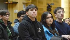 Foto de la galería: Ciberseguridad y redes sociales: estudiantes misioneros participaron de una charla-debate en la Legislatura