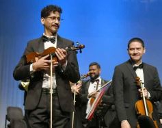 Foto de la galería: En violín y piano, el Teatro Lirico invitó a una noche con Mozart en Posadas